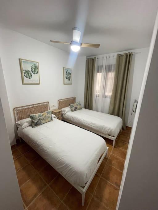 Apartamento Ronda Centro Con Parking Exterior foto